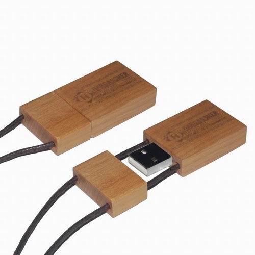 MUW015 Wooden USB Flash Drives
